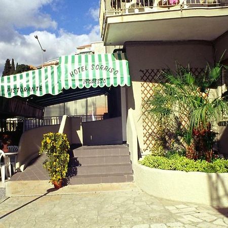 Albergo Sorriso Споторно Екстериор снимка